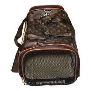 Small Dog or Cat Pet Travel Bag Carrier w/Luxury Logos